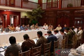 Prabowo: Semua dapur MBG wajib dilengkapi alat sterilisasi