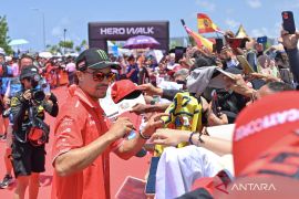 Pembalap Morbidelli diganjar hukuman setelah insiden motor berasap di paddock