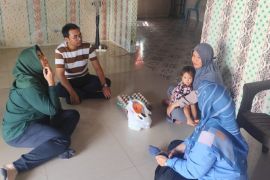 Diskominfo Palangka Raya salurkan bantuan gizi pada balita berisiko stunting