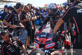 Lorenzo nilai Aprillia bisa bersaing dengan Ducati