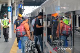 35 trainset INKA siap beroperasi perkuat layanan libur Nataru