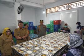Bupati Bojonegoro pastikan menu MBG aman dikonsumsi
