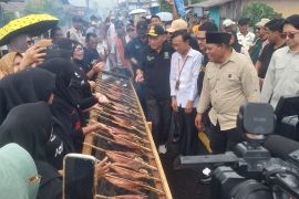 Festival ikan fufu di Ternate pecahkan Rekor MURI pengasapan ikan terbanyak