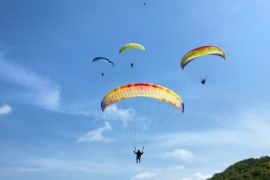 Ajang Paralayang 2025 momentum gerakan ekonomi warga di Lombok Barat