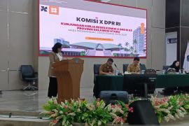 Komisi X DPR kunjungi "Desa Cinta Statistik" di Kota Manado