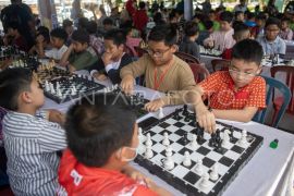 Turnamen catur Perum LKBN ANTARA Biro Sumatera Selatan Page 4 Small