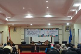 Disnaker Pangkalpinang sosialisasikan pencegahan perselisihan hubungan industrial