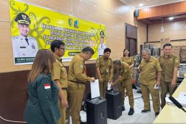 DPKUKMP Palangka Raya musnahkan 544 berkas arsip tidak bernilai guna