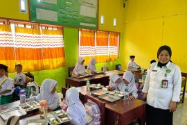 Kemenag awasi program MBG perdana  di Madrasah Bolsel