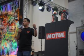 Motul perkenalkan pelumas motor 2-tak 710 2T di Kustomfest 2025
