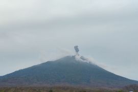 PVBMG: Aktivitas Gunung Lewotolok di Lembata masih tinggi