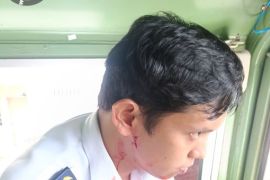 KAI Sumut buru pelaku pelemparan  kereta di Asahan