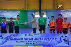 Bupati HSS buka kejuaraan futsal antar pelajar "Bupati Cup"  tahun 2025