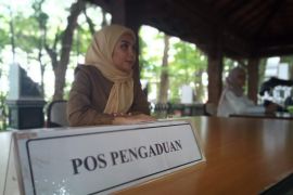 Bupati Purwakarta manfaatkan Bale Katresna menjadi posko pengaduan warga