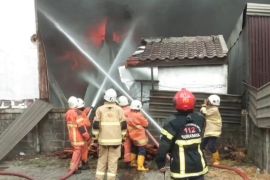 Pemkot Surabaya percepat waktu tanggap kebakaran jadi 6,5 menit