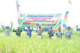 Wabup HSS : Pemkab berkomitmen dukung petani dengan berbagai program