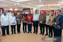 Bupati Madina  bertemu Mentan: Siap garap lahan baru dan hilirisasi pertanian