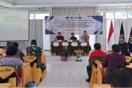 Cegah PMI non-prosedural, Imigrasi Polman gelar sosialisasi keimigrasian di Mamasa