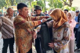 30 petani Garut dikirim belajar pertanian bawang merah di Brebes