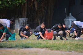 Bupati Ponorogo ajak warga perangi sampah lewat aksi bersih alun-alun