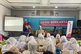 Indosat-FJPI gelar workshop literasi digital di SMA Negeri 6 Binjai