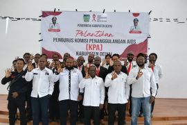 Pemkab Deiyai minta KPA bersinergi dengan lembaga pemerintah atasi HIV/AIDS