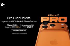 XLSMART buka pre-order iPhone17