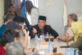 Wawali Bandung: pastikan pasokan air bersih warga Taman Sakura Indah aman