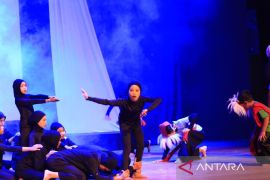 Disbudporapar apresiasi pentas teater anak Bengkel Muda Surabaya