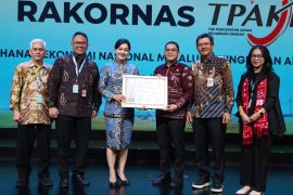 Pemkab Tanah Bumbu raih penghargaan nasional TPAKD