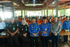 Pemkab Madiun bekali petugas parkir tentang larangan pungutan liar