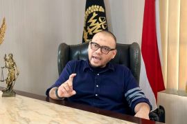 Sidang perdana minyak mentah, Hardjuno: Kejagung musti panggil pemilik 13 perusahaan yang diuntungkan Riza Chalid