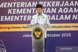 Menag: pemerintah perkuat keamanan pesantren dan rumah ibadah