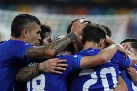 Kemenangan Italia atas Israel diwarnai bentrokan pro-Palestina dengan aparat kepolisian