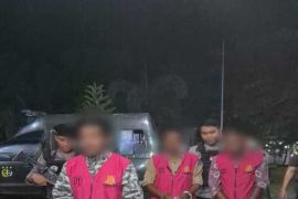 Kades dan dua perangkat desa di Dompu ditahan atas dugaan korupsi dana desa