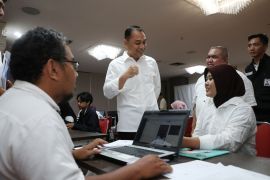 Pemkot Surabaya kucurkan Rp71 miliar beasiswa Pemuda Tangguh