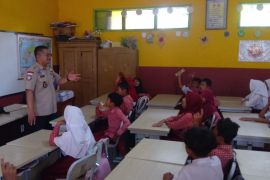 Tagana Jabar edukasi pelajar tentang mitigasi bencana alam di Garut