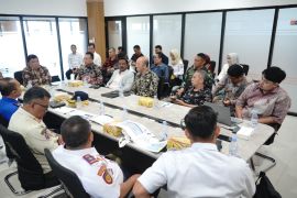 Pemkab Garut mulai bahas persiapan pengembangan PLTB