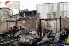 Wanita hamil dan anak jadi korban kebakaran di Jakarta Utara