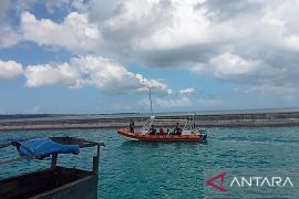 Tim SAR cari nelayan yang hilang saat jaga bagan ikan di Perairan Wanci Wakatobi