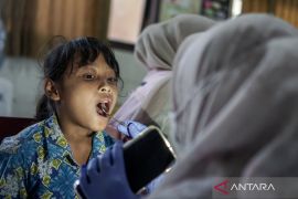 Masalah gigi bisa pengaruhi kesehatan jantung anak menurut dokter