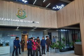 Kejari Batam tetapkan 4 tersangka korupsi asuransi