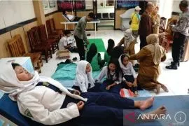 Anggota DPR ingatkan pemerintah kawal MBG lebih ketat