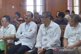 Hakim dan Jaksa KPK telusuri aliran suap proyek jalan di BBPJN Sumut