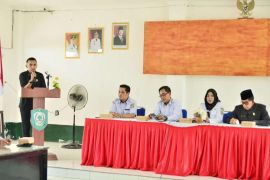 Kerusakan jalan jadi keluhan warga Samuda saat reses legislatif