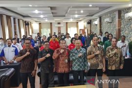 Kesbangpol Belitung latih parpol kelola bantuan keuangan