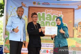 Pemkab Bogor dorong kemandirian pangan lewat inovasi teknologi digital "Ngupahan"