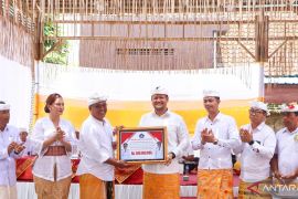 Wabup Badung hadiri Karya Ngenteg Linggih, Melaspas Mendem Pedagingan di Banjar Geria Ayunan