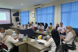 Kemenkum Kalbar dan Disbunnak bahas rencana pendaftaran indikasi geografis madu kelulut