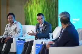 PLN tambah kapasitas energi 100 GW hingga 2040